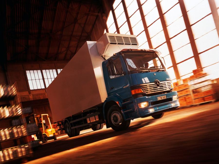  Mercedes-Benz Atego 1828 1998 года  (фото 5 из 24)